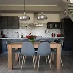 Ritratto Di Donna Ferienhaus