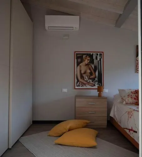 Semesterbostad Ritratto Di Donna