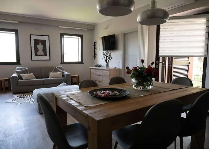 Feriehus Ritratto Di Donna Lerici